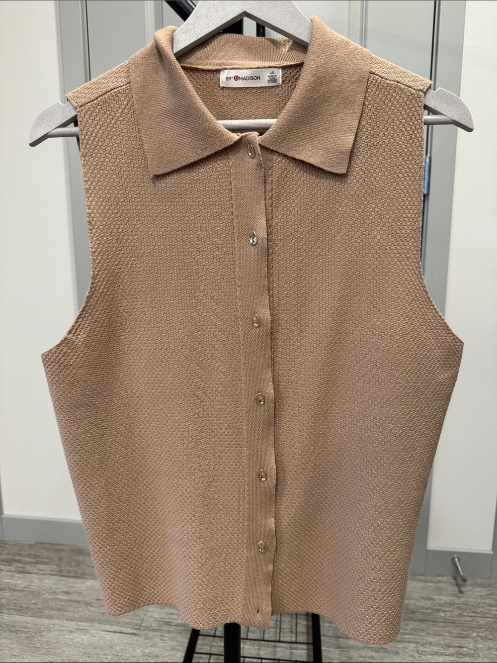 Malibu Tan Sleeveless Button-Front Knit Shirt